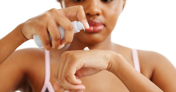 رعاية البشرة المتقدمة في العمر والتغيرات الجلدية